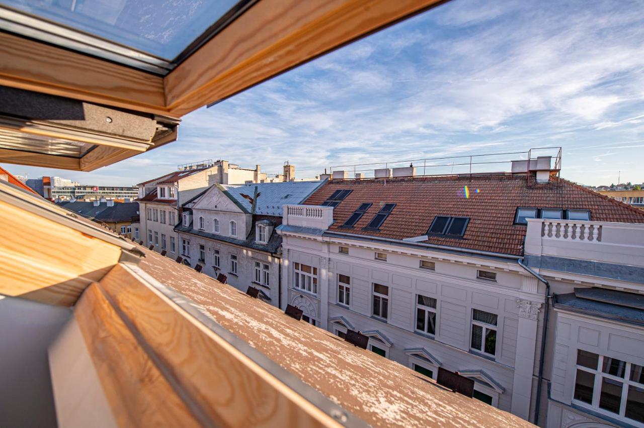 Blue President Apartment Bratislava Ngoại thất bức ảnh