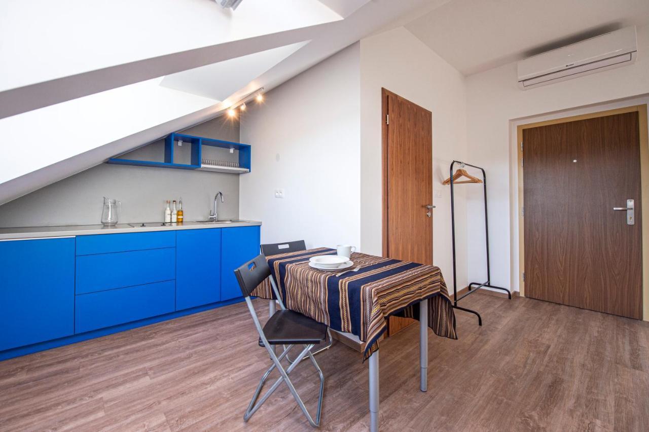 Blue President Apartment Bratislava Ngoại thất bức ảnh